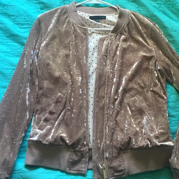 NWOT Sanctuary Pink Velvet Bomber Jacket (XS) - Picture 3 of 6